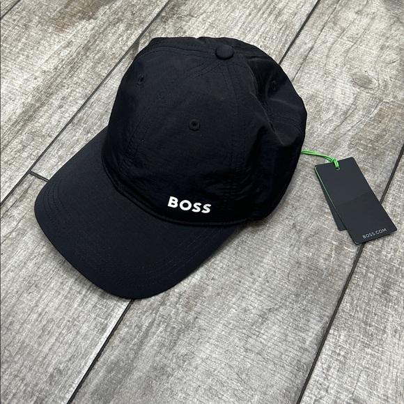 Hugo Boss Other - Last One - 100% Authentic Hugo Boss Men’s Hat NWT
PIQUÉ-MESH CAP